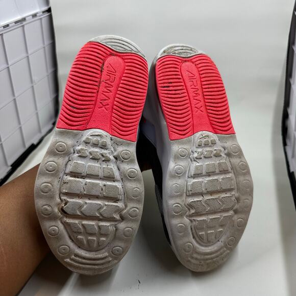 Nike Air Max Bolt Sneakers White Pink Grey โ Kids Size 13 โ Running, Play - Picture 7 of 8